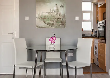 מלון דירות Clifden